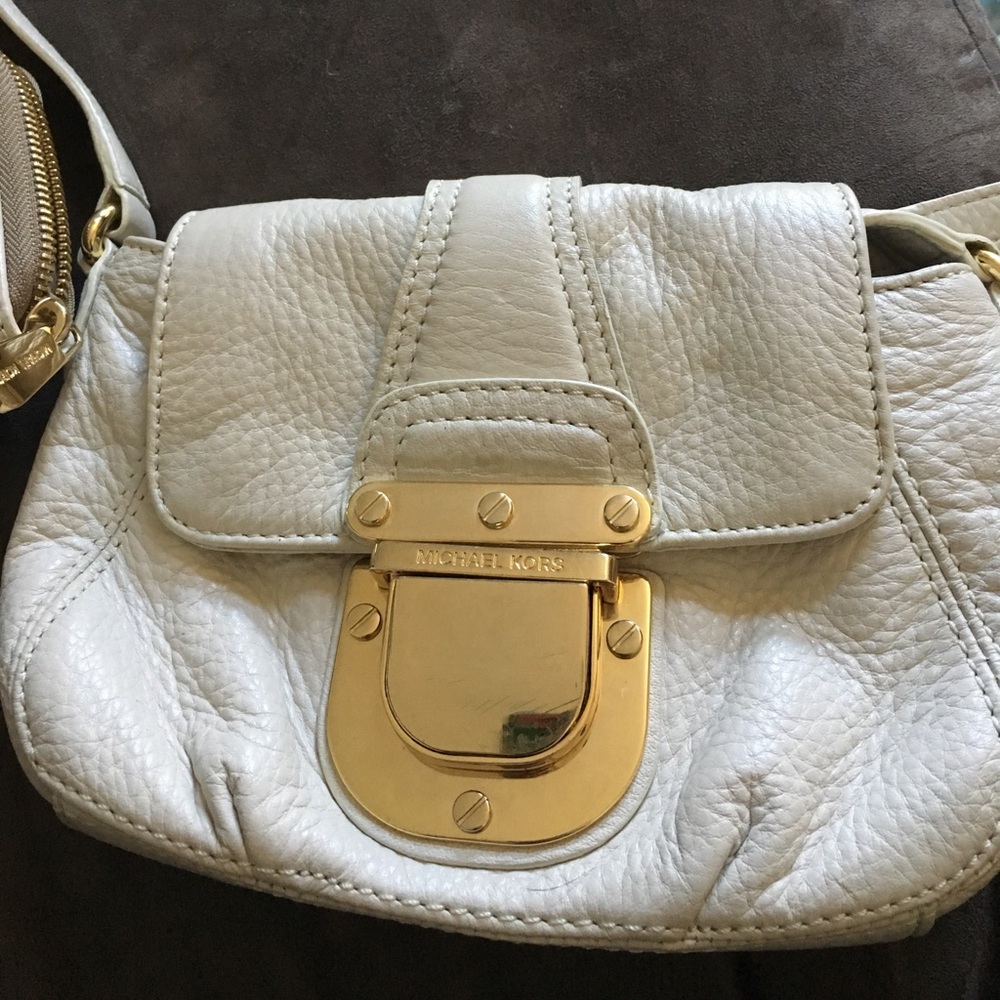 Michael Kors purse and wallet bundle